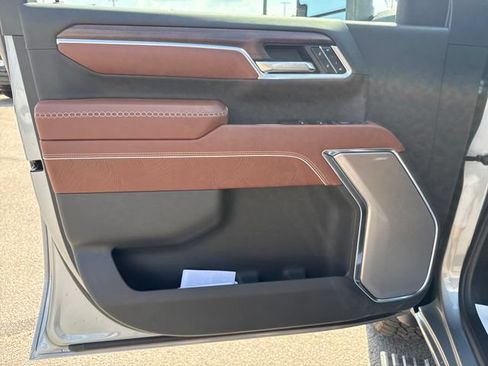 New 2026 GMC Sierra 2500 Denali Ultimate AWD/4WD image 12