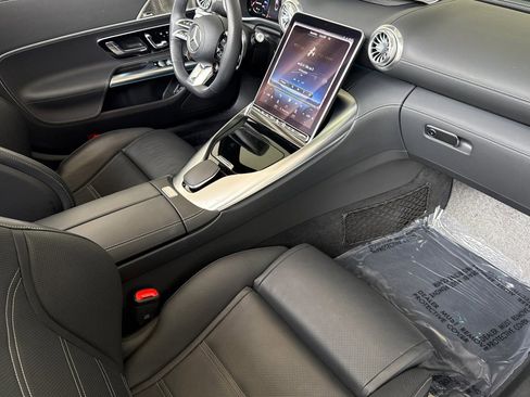 Certified 2023 Mercedes-Benz SL 43 AMG image 19