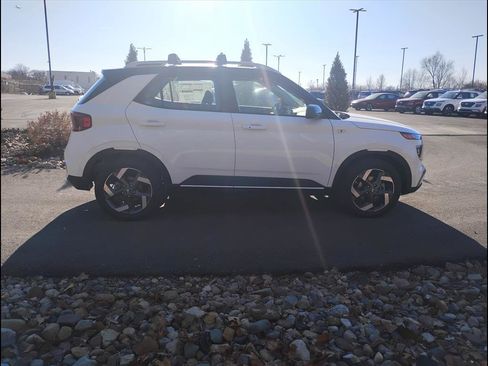 New 2026 Hyundai Venue SEL image 7