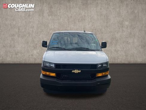 New 2026 Chevrolet Express 3500 w/ Driver Convenience Package RWD image 9