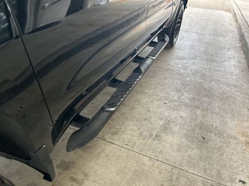 Used 2022 Chevrolet Silverado 1500 LT Trail Boss w/ LT Trail Boss Premium Package image 17