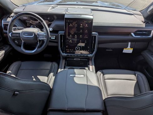 New 2026 GMC Yukon XL Denali w/ Denali Reserve Package AWD/4WD image 19