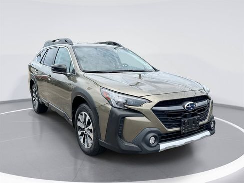 Used 2023 Subaru Outback Limited AWD/4WD image 1