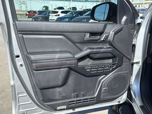 Certified 2026 Toyota 4Runner TRD Off-Road Premium AWD/4WD image 12