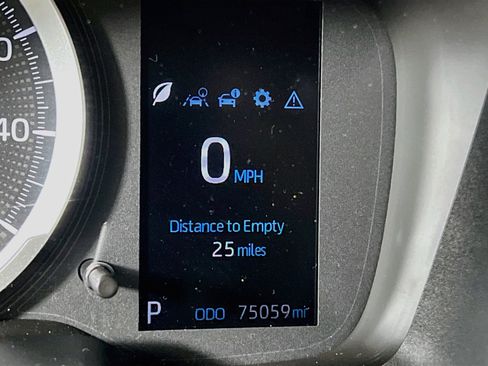Used 2021 Toyota Corolla SE FWD image 21