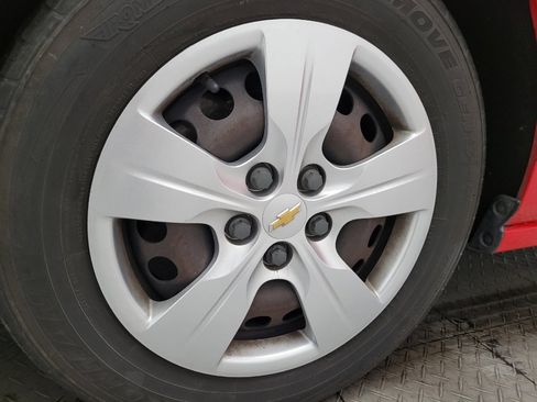 Used 2018 Chevrolet Cruze LS image 31