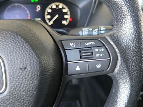 Used 2023 Honda HR-V LX image 23