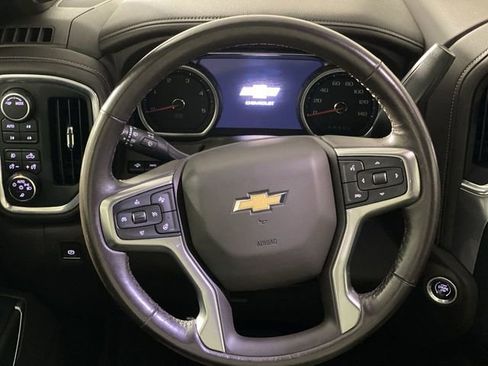 Used 2022 Chevrolet Silverado 2500 LTZ w/ LTZ Premium Package image 16