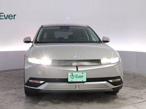 Used 2024 Hyundai Ioniq 5 SEL image 12