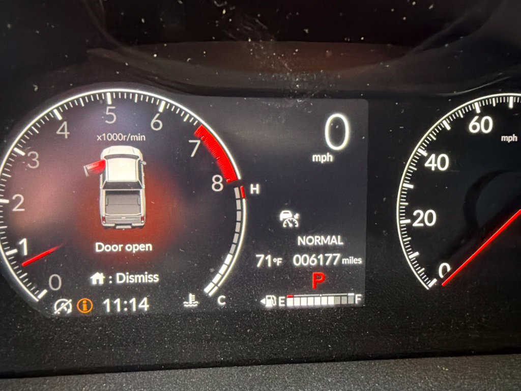 Used 2025 Honda Ridgeline Black Edition image 4