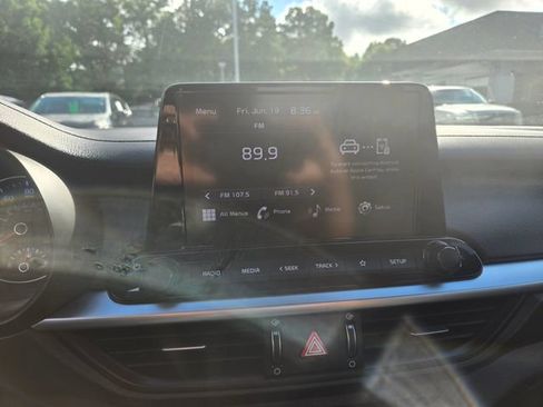 Used 2024 Kia Forte LXS FWD image 5