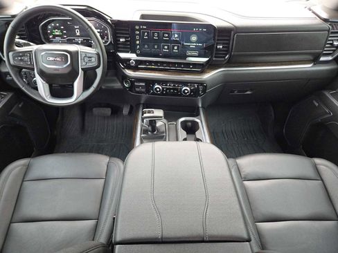 Certified 2024 GMC Sierra 1500 Elevation w/ Elevation Premium Package image 26