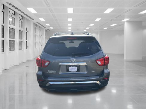 Used 2020 Nissan Pathfinder SV w/ Cargo Package image 6