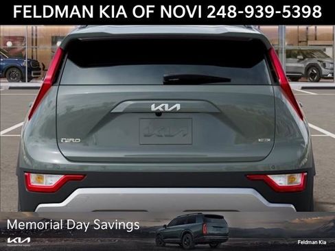 New 2026 Kia Niro EX FWD image 13