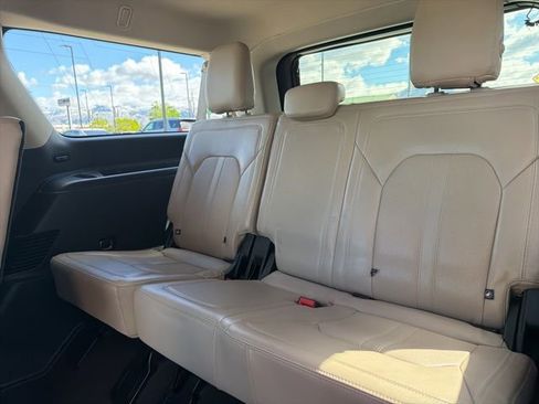 Used 2024 Ford Expedition Max Limited image 21