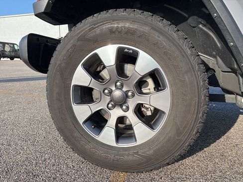 Used 2023 Jeep Wrangler Sahara w/ Cold Weather Group image 14