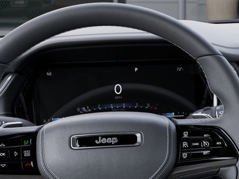 New 2025 Jeep Grand Cherokee Overland AWD/4WD image 17