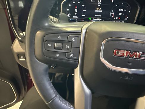 Used 2024 GMC Sierra 1500 SLT w/ SLT Premium Plus Package AWD/4WD image 32