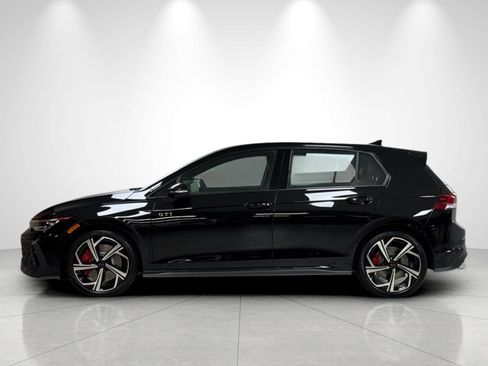 New 2026 Volkswagen Golf SE FWD image 2