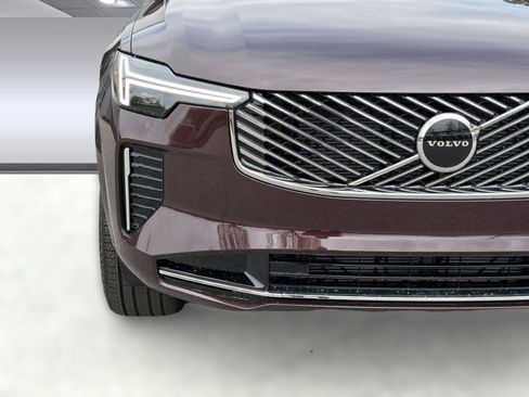 New 2026 Volvo XC90 B5 Core w/ Protection Package image 11