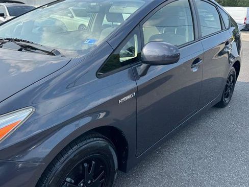 Used 2013 Toyota Prius Two FWD image 12