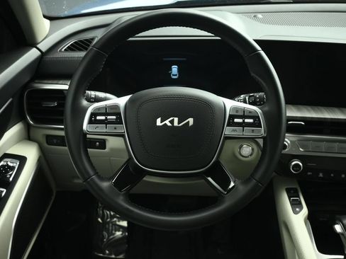 Certified 2024 Kia Telluride EX w/ EX Captain's Chair Package FWD image 34