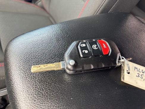 Used 2021 Jeep Gladiator Rubicon image 30