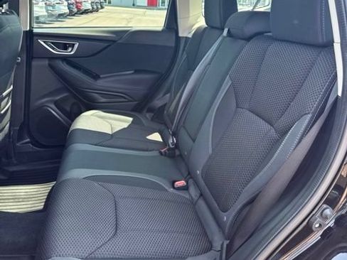 Used 2024 Subaru Forester Premium AWD/4WD image 11