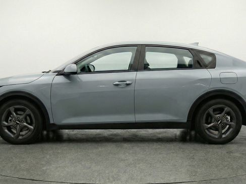 Used 2025 Kia K4 FWD image 5
