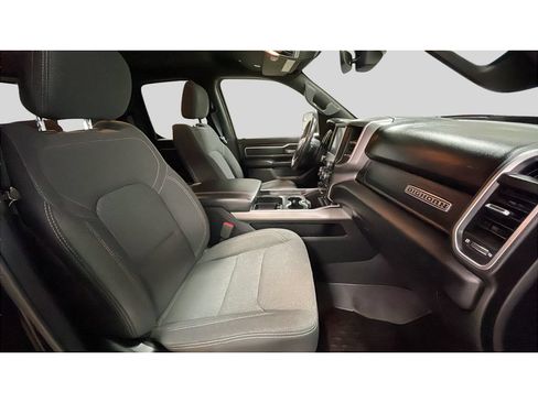 Used 2019 RAM 1500 Big Horn AWD/4WD image 17