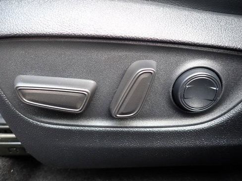 Certified 2023 Toyota Highlander XSE image 23