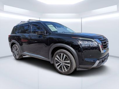 Used 2023 Nissan Pathfinder Platinum