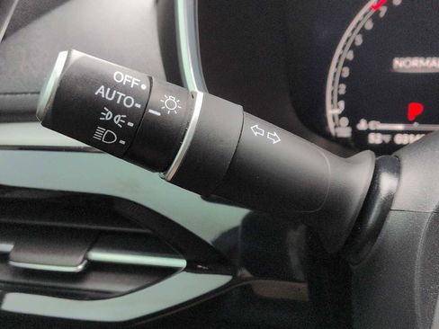 Used 2023 Acura MDX SH-AWD w/ Technology Package image 28