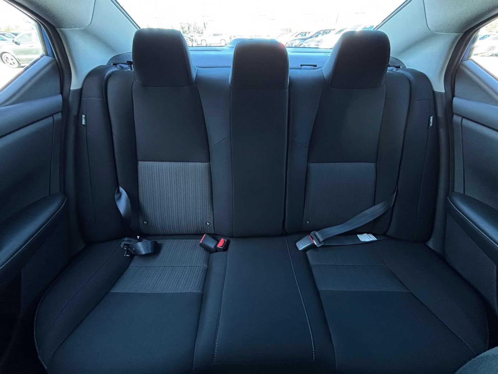 Used 2025 Nissan Sentra SV FWD image 36