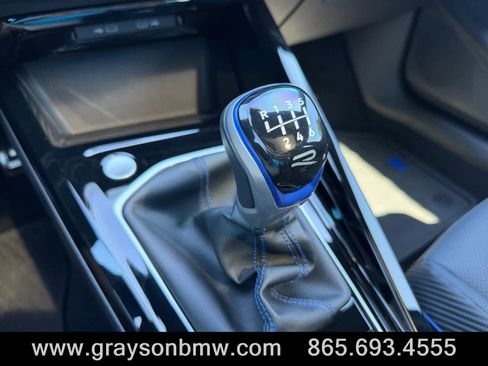 Used 2024 Volkswagen Golf R AWD/4WD image 35