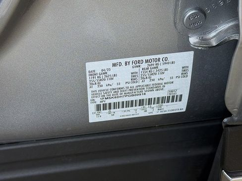 Used 2023 Ford Explorer XLT w/ Equipment Group 202A AWD/4WD image 45