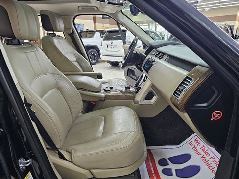Used 2018 Land Rover Range Rover HSE image 21