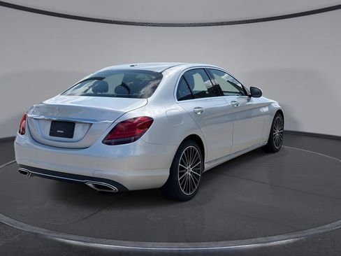 Used 2021 Mercedes-Benz C 300 Sedan image 11