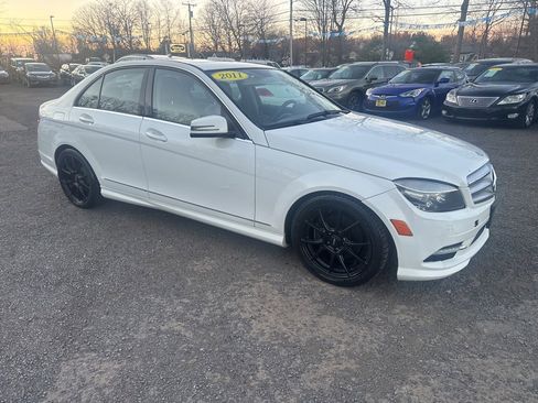 Used 2011 Mercedes-Benz C 300 4MATIC Sedan image 8