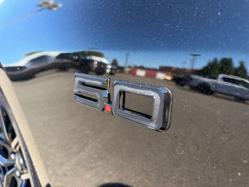 Used 2025 Ford Mustang GT Premium RWD image 34