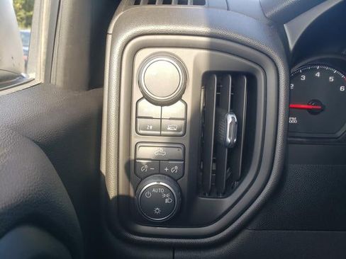 Used 2020 Chevrolet Silverado 1500 Custom w/ Custom Value Package AWD/4WD image 21