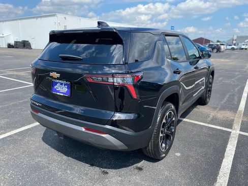New 2026 Chevrolet Equinox LT w/ Convenience Package II AWD/4WD image 7