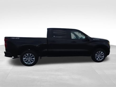 New 2026 Chevrolet Silverado 1500 Custom AWD/4WD image 9
