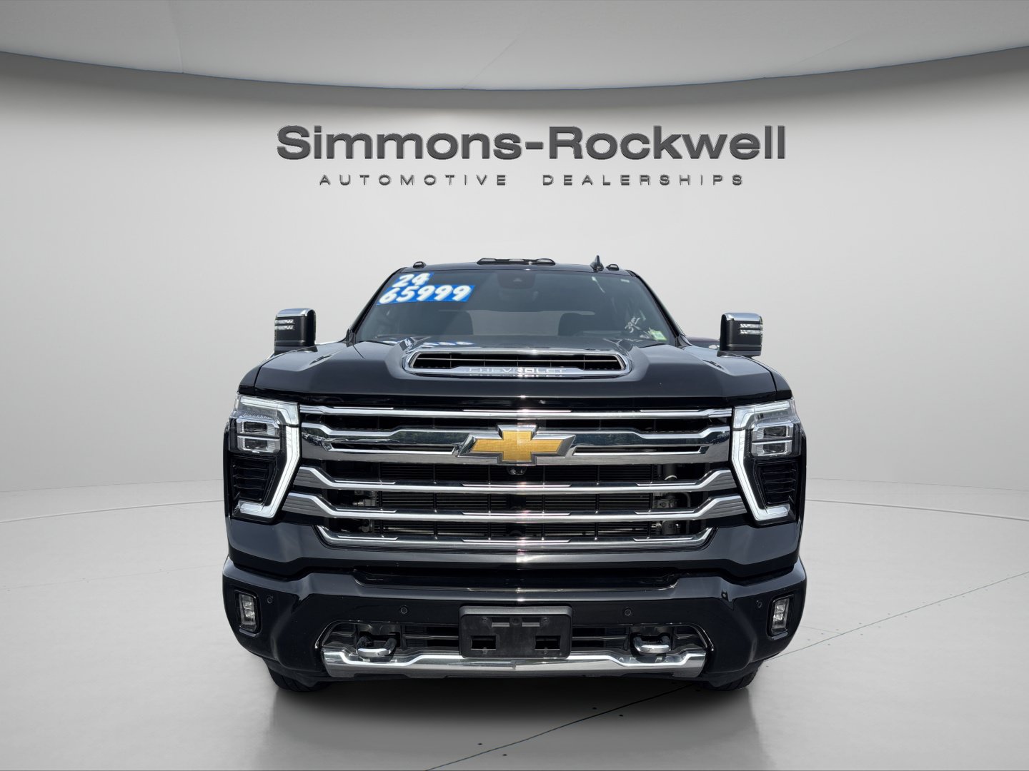 Used 2024 Chevrolet Silverado 3500 High Country w/ High Country Premium Package AWD/4WD image 6