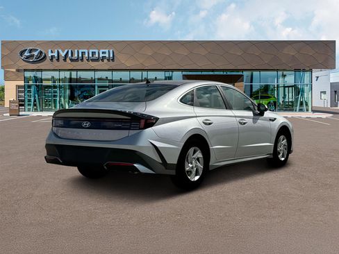 New 2025 Hyundai Sonata SE image 7
