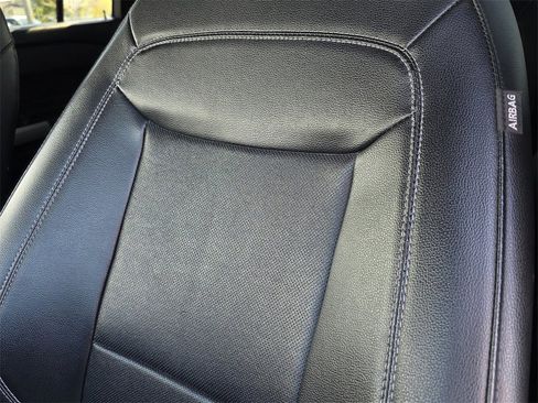 Used 2023 Ford Explorer Limited w/ Equipment Group 301A image 36