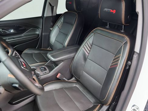 Used 2023 GMC Terrain AT4 AWD/4WD image 10