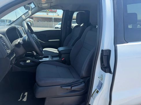Used 2024 Nissan Frontier S RWD image 10
