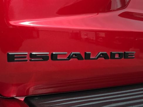 Used 2022 Cadillac Escalade ESV Sport Platinum AWD/4WD image 11