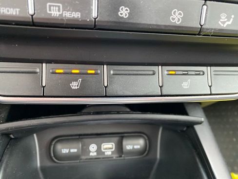 Used 2020 Kia Sorento LX w/ LX I4 Convenience Package AWD/4WD image 14